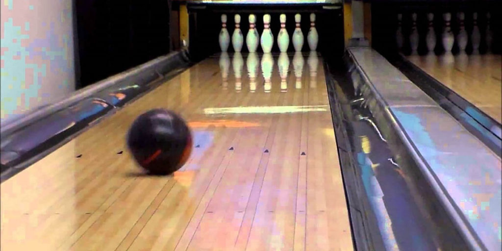 krans Vliegveld Spektakel How to Bowl an Easy Bowling Strike in Wii Sports | Capitol Bowl